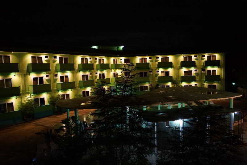 Green One Hotel มักตัน ภายนอก รูปภาพ